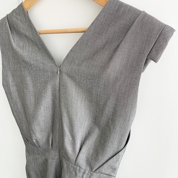 Asos | Strong Shoulder Wrap Front Sleeveless Sheat - Picture 5 of 8